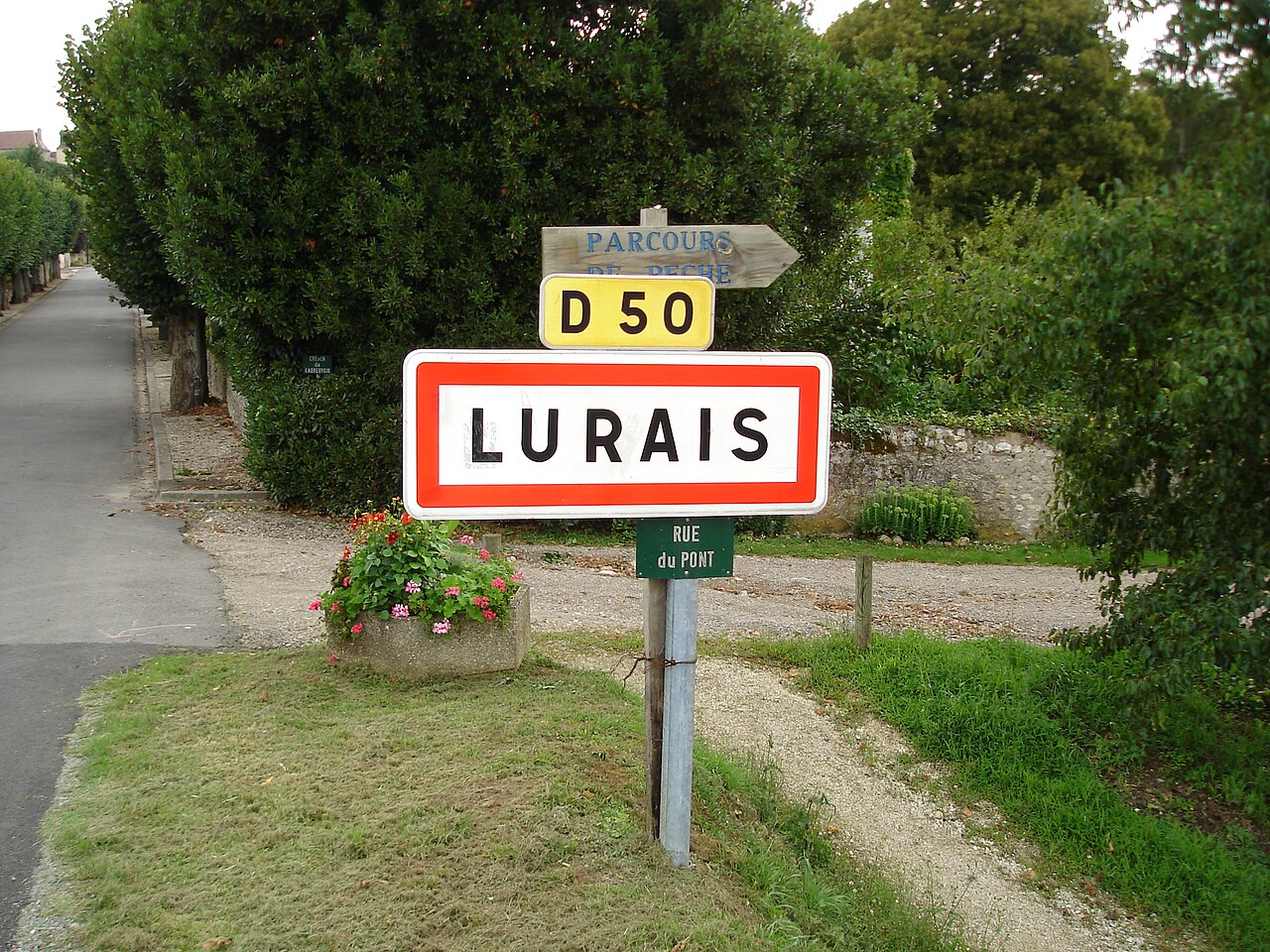 lurais 36220
