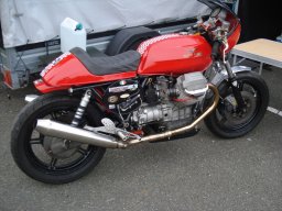 Côté Paddock